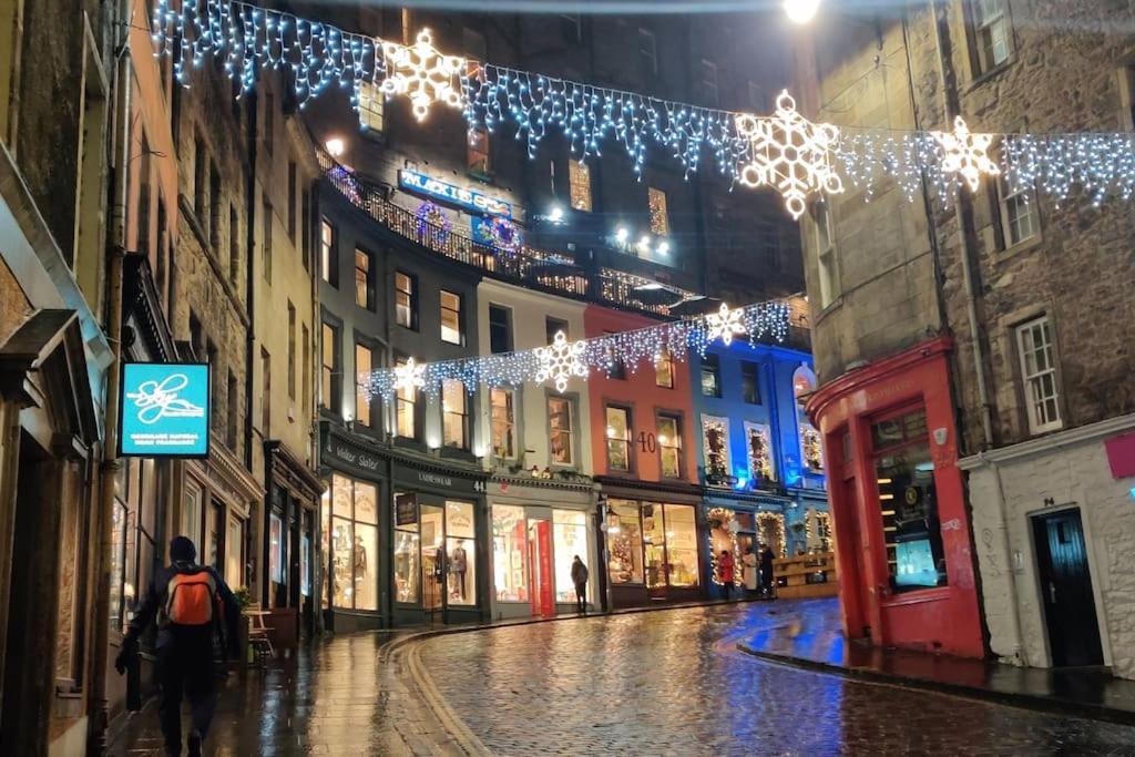 Royal Mile Apt, Just 1 Min From Edinburgh Castle! Eksteriør billede