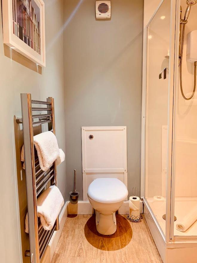Royal Mile Apt, Just 1 Min From Edinburgh Castle! Eksteriør billede